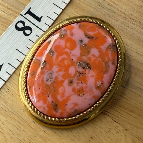 Vintage Sarah Coventry Oval Gold-Tone Brooch & Pendant With Coral Pink Marbled - Picture 9 of 10